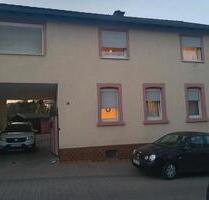 Geräumiges Zweifamilienhaus - 360.000,00 EUR Kaufpreis, in Bechtolsheim (PLZ: 55234)