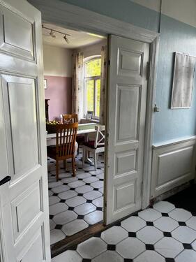 Foto - Räume mit Blick ins Grüne, Glasfaser u. ÖPNV