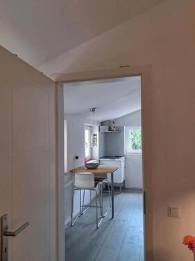 Foto - 1 Zimmer Dachgeschoßwohnung zur Miete in Bonn