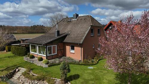 Foto - Einfamilienhaus in Borstorf *COURTAGEFREI*
