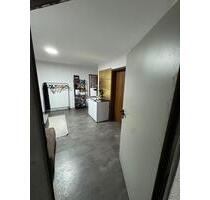 Büroräume zu vermieten - 300,00&nbsp;EUR Kaltmiete, ca.&nbsp; 30,00&nbsp;m&sup2; in Würzburg (PLZ: 97084) Heuchelhof