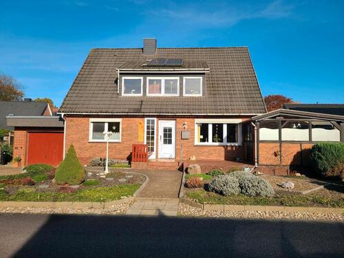 Foto - Wohnhaus mit Garage, Gnarrenburg Ortsmitte