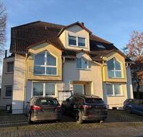 2-Raum-Wohnung mit Balkon & traumhaftem Blick zur Schönburg - Naumburg (Saale)