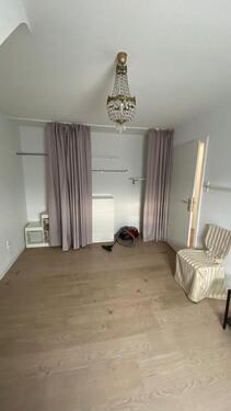 Foto - 2.5 Zimmer Dachgeschoßwohnung zur Miete in Stuttgart