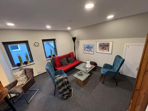 Foto - Schnuckelige, möblierte 2-Zimmer-Wohnung, I.OG