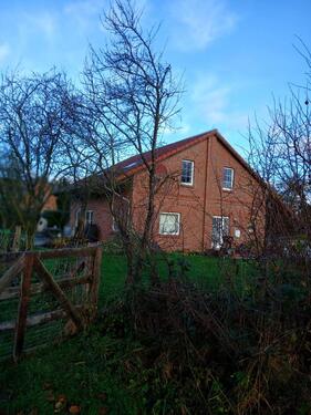 Foto - Freistehendes Einfamilienhaus mit Garten