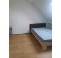 Eine zimmer in 3 zimmer wohnung ohne Anmeldung - Heilbronn Böckingen