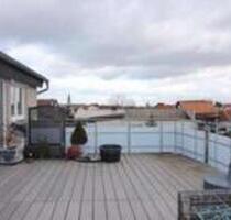 Schöne 3,5 Zimmer Wohnung mit Dachterrasse in Rödermark