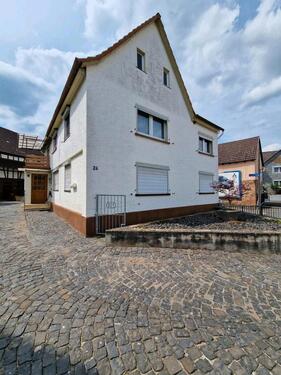 Foto - 8 Zimmer Bauernhaus, Landhaus zum Kaufen in Nidda