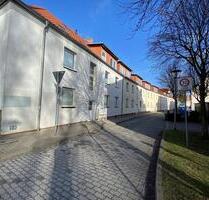 Gemütliche 2-Zimmer-Wohnung mit neuen Böden in Stralsund