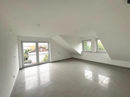 Foto - 4 Zimmer Dachgeschoßwohnung zur Miete in Eschenburg