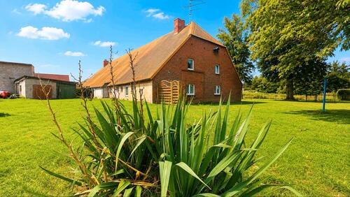 Foto - Anwesen 6270qm Land * Landhaus mit Scheune*