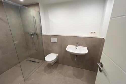 Foto - Strom+Int inkl. Kernsanierte 1 Zimmer WHG Fußbodenheizung Terasse