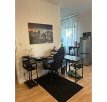 Bright Studio Apartment with Kitchenette - Berlin Reinickendorf