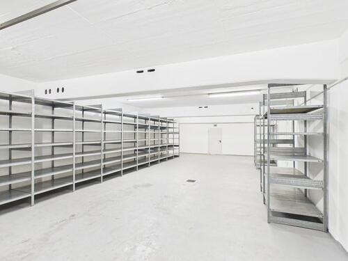 Foto - Kompakte Gewerbefläche im Gewerbepark – 100 m² Lagerhalle verfügbar