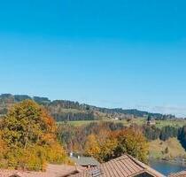 Berg-Seeblick: 2-Zimmer-Wohnung mit Balkon und Einbauküche - Immenstadt im Allgäu