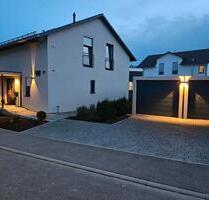 Modernes Einfamilienhaus (KfW-55) mit Doppelgarage imNeubaugebiet - Heidenheim an der Brenz