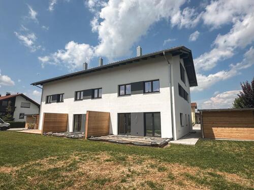 Foto - Modernes Reiheneckhaus - Haus - Neubau - Provisionsfrei