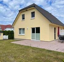 FerienhausWohnhaus im Ostseebad Glowe 100 m vom Strand - Sagard