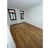 Schöne, frisch renovierte 2-Zimmer-Wohnung mit Balkon&Stellplatz - Leipzig Mitte