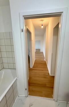 Foto - 3 Zimmer Dachgeschoßwohnung zur Miete in Wuppertal