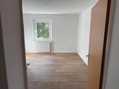 Foto - Renovierte 3 - Raumwohnung - 330,00&nbsp;EUR Kaltmiete, ca.&nbsp; 60,00&nbsp;m&sup2;