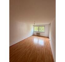 Schöne 2 Zimmer Wohnung in Esslingen Weil *Von Privat* - Esslingen am Neckar Brühl