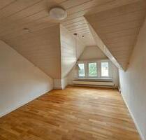 Sanierte 4-Zimmer-Wohnung - 930,00&nbsp;EUR Kaltmiete, ca.&nbsp; 85,08&nbsp;m&sup2; in Solingen (PLZ: 42699) Aufderhöhe
