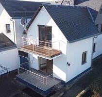 Doppel-Haus-Hälfte in 09599 Freiberg zu vermieten