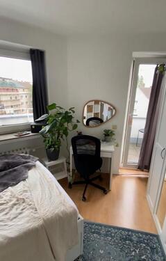 Foto - 1 Zimmer Dachgeschoßwohnung zur Miete in Köln