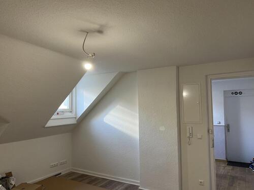 Foto - 2 Zimmer Dachgeschoßwohnung zur Miete in Wiesbaden