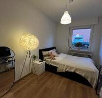 Süßes, gemütliches Zimmer in Mädels-WG - Oldenburg Eversten Süßes, gemütliches Zimmer in Mädels-WG - Oldenburg Eversten