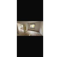 Helle 2 Zimmer Wohnung - 950,00&nbsp;EUR Kaltmiete, ca.&nbsp; 69,00&nbsp;m&sup2; in Riedstadt (PLZ: 64560)