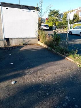 Foto - Stellplatz für PKW oder Anhänger