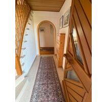 Großzügige 4-Zimmer-Erdgeschosswohnung in Zweifamilienhaus - Wittislingen