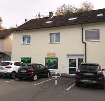 Kleine Dachgeschosswohnung 2 ZiDBad zentral in Eitorf, 53 qm