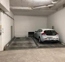 Zentraler Stellplatz Parkplatz in Alaunstraße zu vermieten - Dresden Neustadt