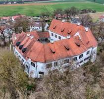 Wohnen im Schlossambiente – stilvolle Maisonette in der Burg - Hohenthann