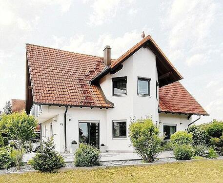 Foto - Attraktives freistehendes Einfamilienhaus