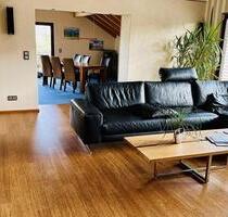 Von Privat: Lichtdurchflutetes Loft mit 2 Balkonen – Stilvolles Wohnen in idyllischer ruhiger Lage - Dielheim