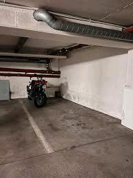 Foto - Zu vermieten: Motorradstellplatz im Herzen von Herzogenauch