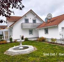 Einfamilienhaus mit großem Garten und Doppelgarage - Eggolsheim