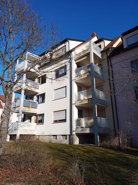 Foto - 2 - Zimmer Dachgeschoss Wohnung