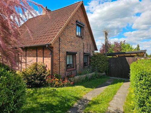 Foto - Schönes Haus mit großem Garten - 220.000,00&nbsp;EUR Kaufpreis, ca.&nbsp; 100,00&nbsp;m&sup2;