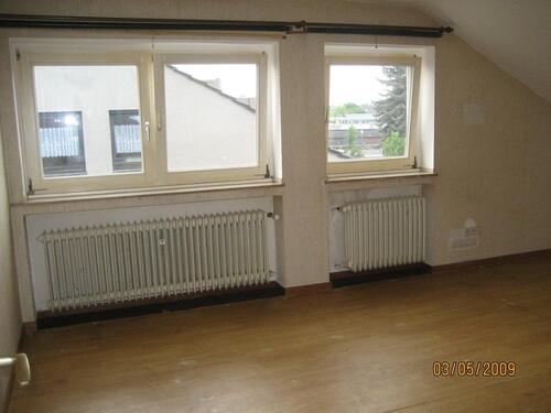 Foto - Attraktive Dachgeschosswohnung, 60 m² 2. Etage Neuss Pomona