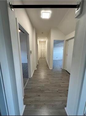 Foto - Helle 4 Zimmer Dachgeschosswohnung *Lichtdurchflutet*