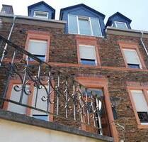 Großzügige Wohnung im Altbau mit Moselblick - Reil
