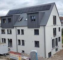 Erstbezug 3 Zi Whg Kernstadt Hbg ohne EBK - Herrenberg