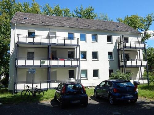 Foto - Schöne 2Zi.-EG Wohnung mit Dusche und Balkon, bezugsfertig neu renoviert!