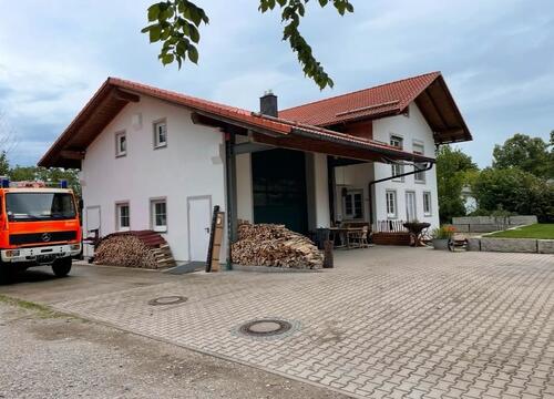 Foto - Haus zur Miete - 3.000,00&nbsp;EUR Kaltmiete, ca.&nbsp; 135,00&nbsp;m&sup2;